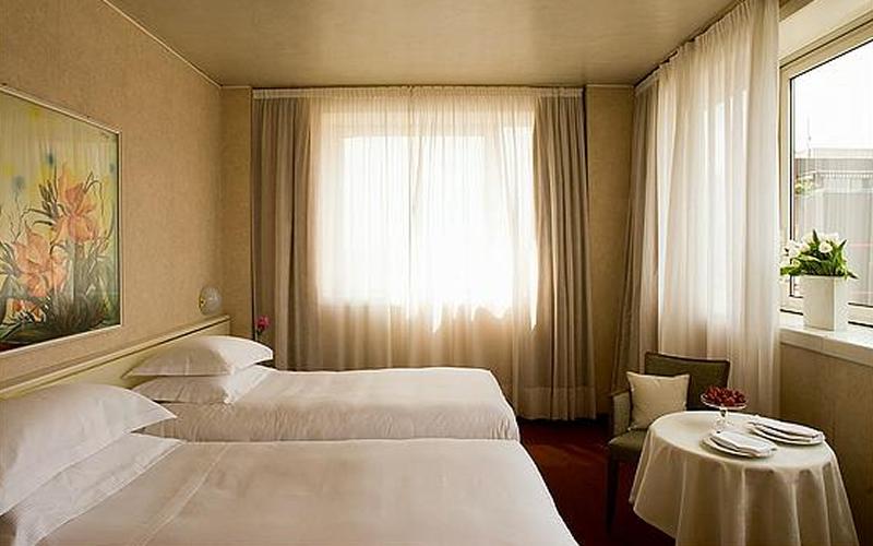 Starhotels Cristallo Palace Bergamo Zimmer foto